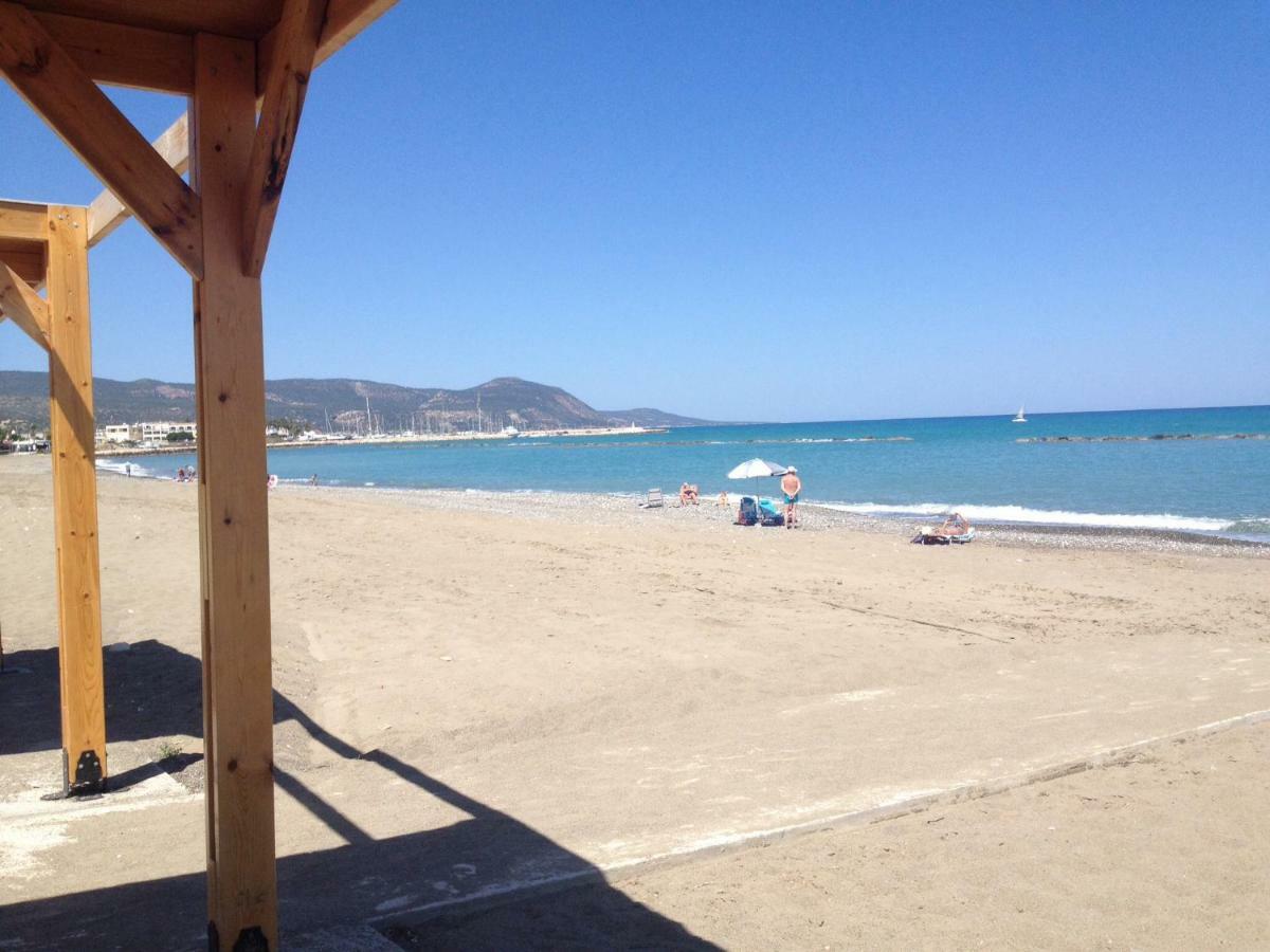 Latchi Holiday Flat Polis Bagian luar foto